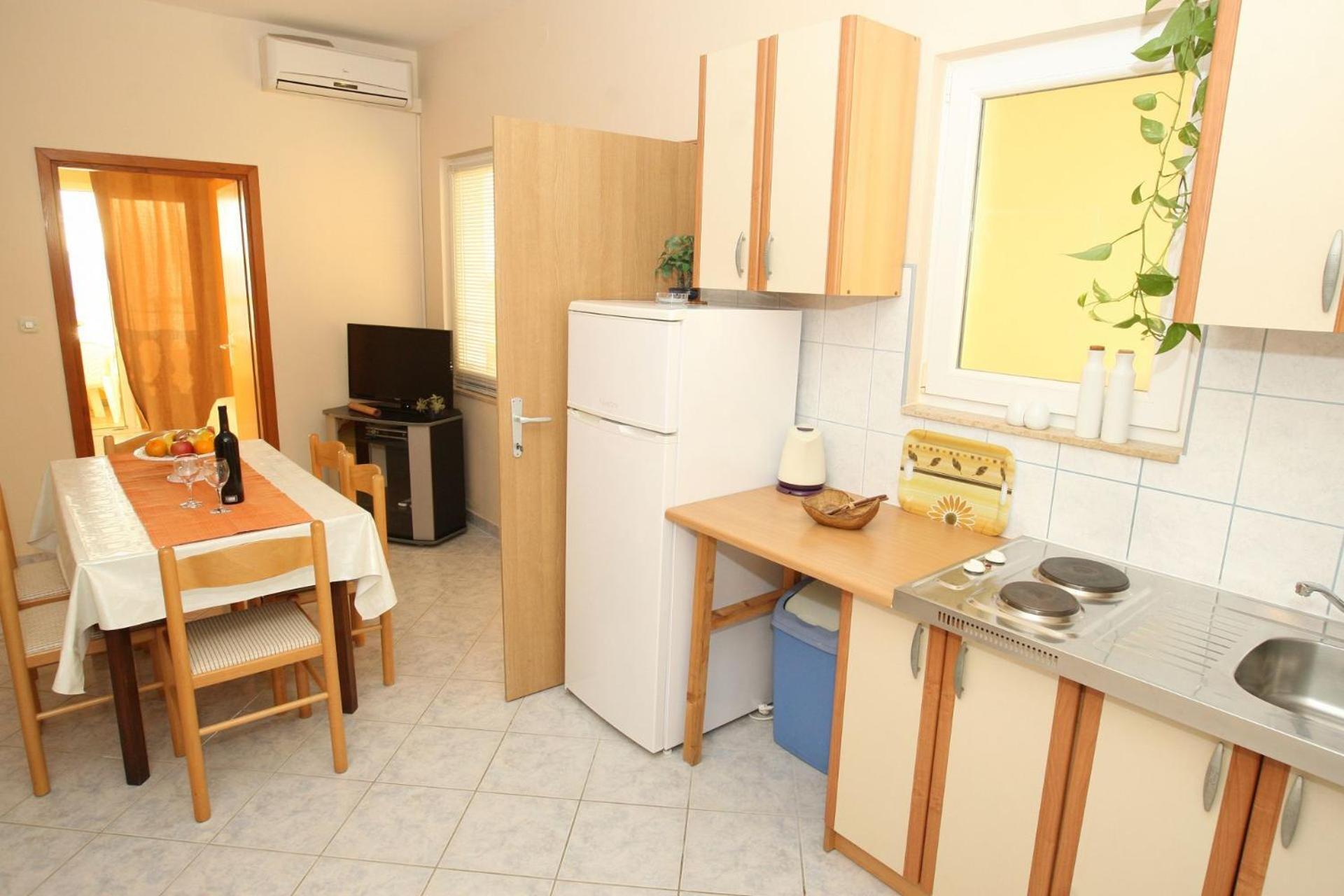 Apartments Mladen Vrsi Exterior foto